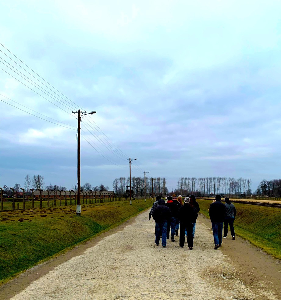 Soldiers visit a historic landmark