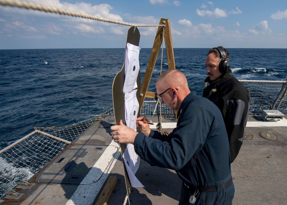 USS Lassen (DDG 82) transits the Gulf of Oman