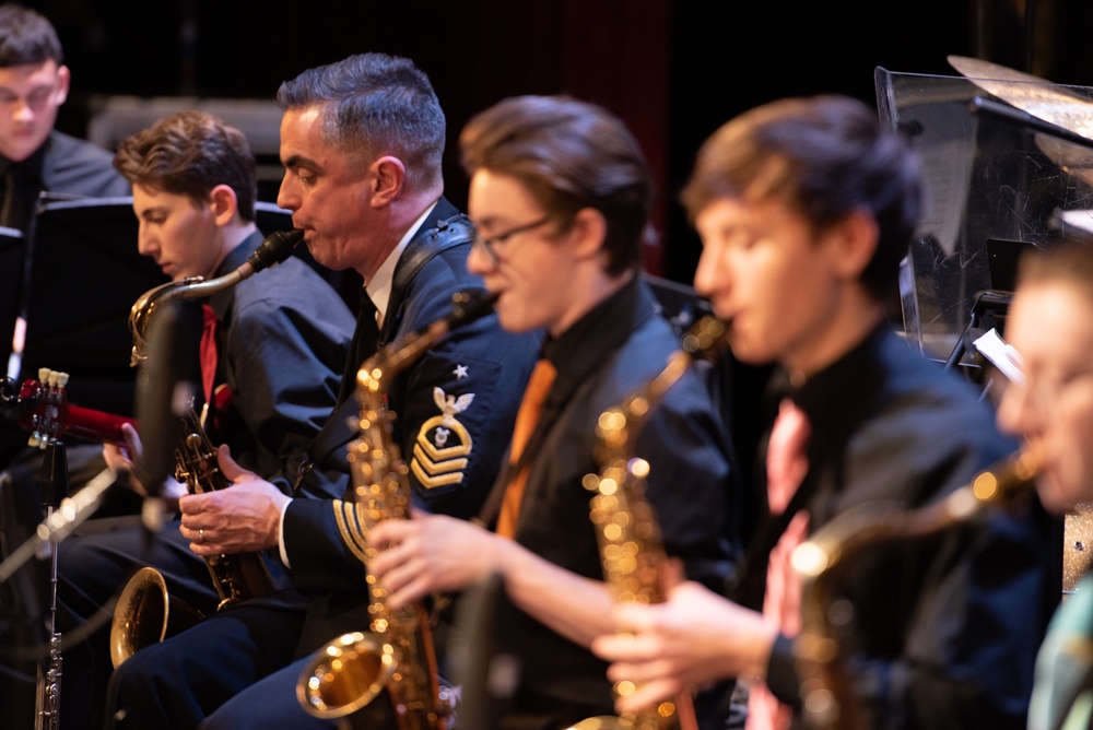 U.S. Navy Band Commodores jazz ensemble brings all that jazz