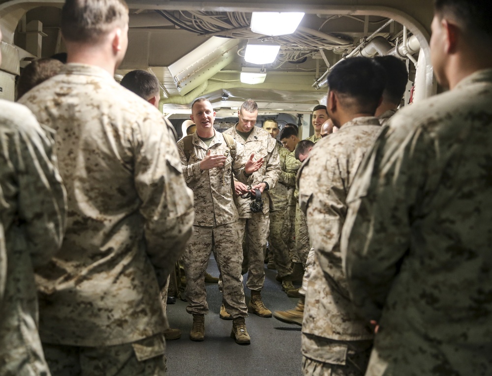 Combat Logistics Battalion 26 Commanding Officer visits the USS New York