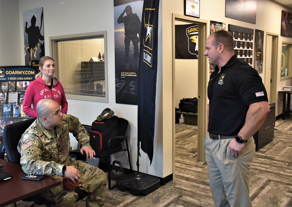 Prescott resident becomes regions first female infantry recruit