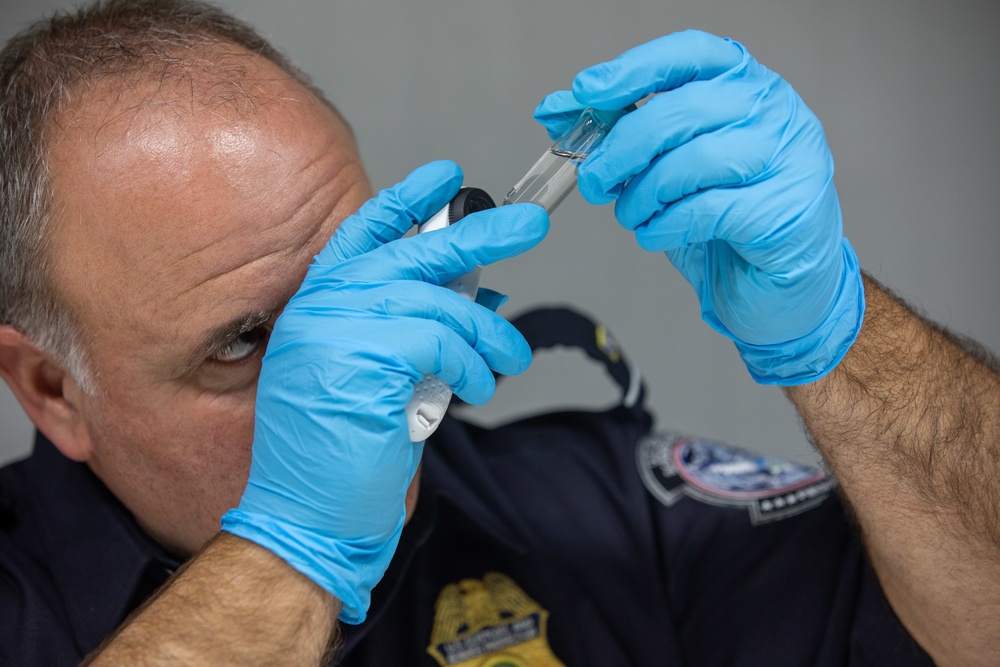 CBP agriculture specialists inspect cut flowers prior to Valentine’s Day