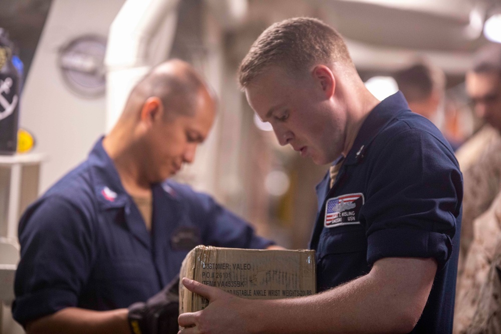 Sailors take part in RAS