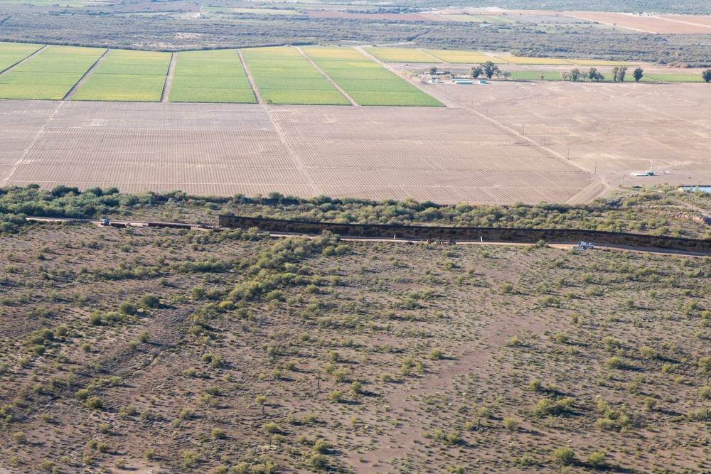 Border Barrier Construction: Tucson 2