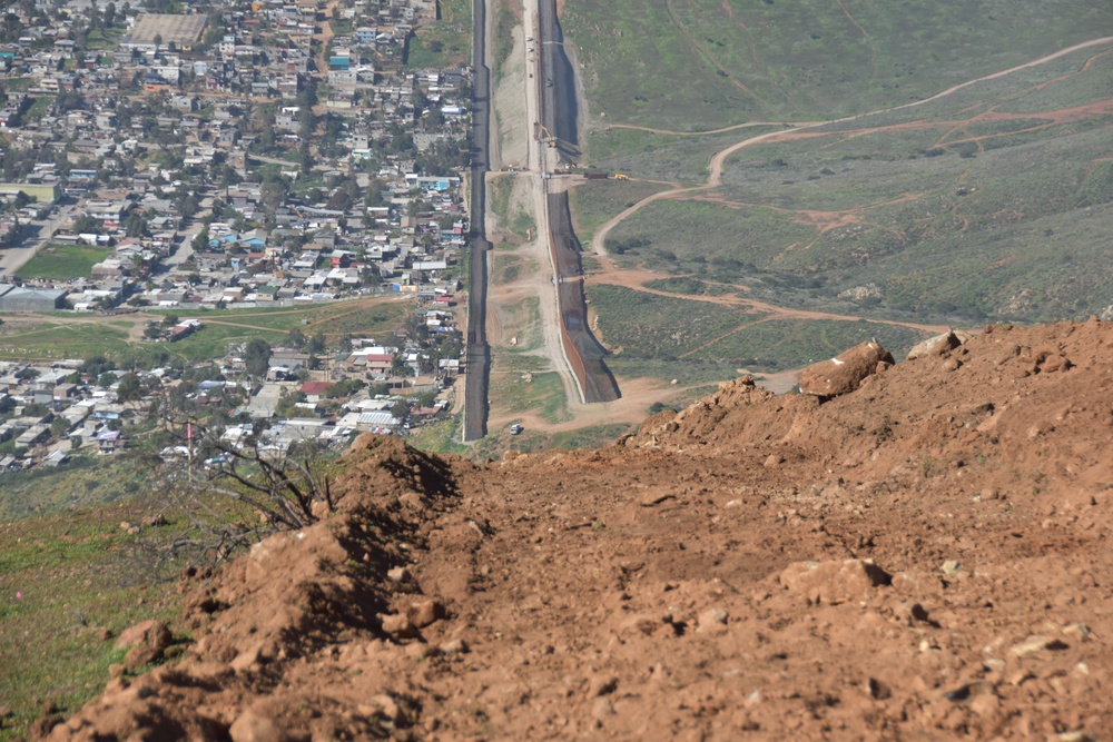 Border Barrier Construction: San Diego 4