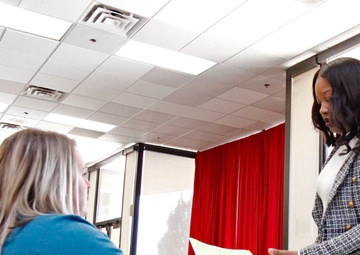 Fort Bliss ACS hosts hiring fair for military spouses, transitioning service members