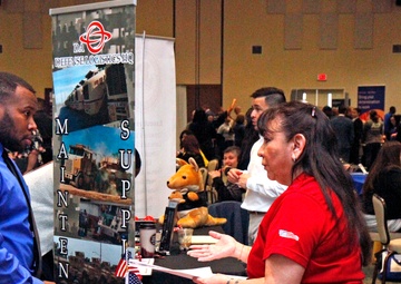 Fort Bliss ACS hosts hiring fair for military spouses, transitioning service members