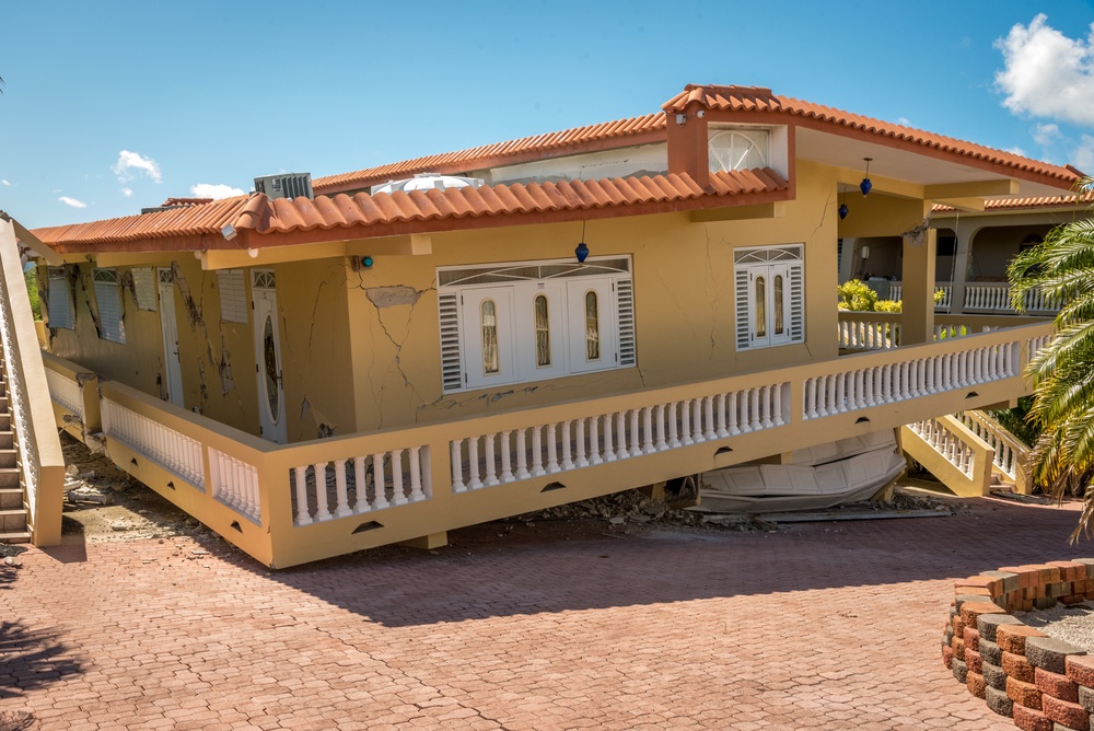 Quake Damage in Peñaules PR