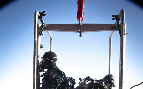 Coast Guard Cutter Polar Star participates in Operation Deep Freeze 2020