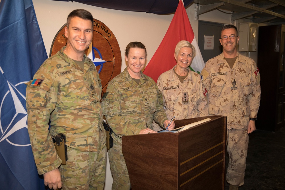 Generals discuss NATO Mission in Iraq