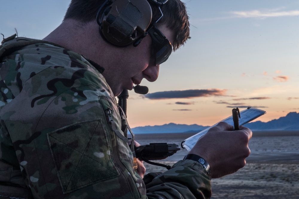 Special Tactics Airmen conduct close air support during EW 20-1