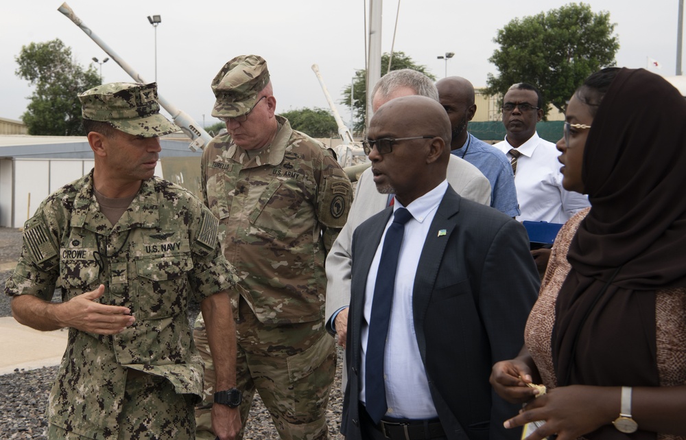 Djibouti Minister of Labor visits Camp Lemonnier