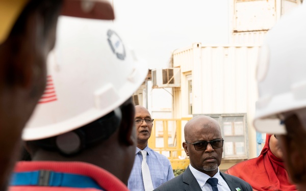 Djibouti Minister of Labor visits Camp Lemonnier