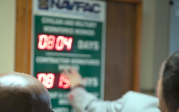 Djibouti Minister of Labor visits Camp Lemonnier