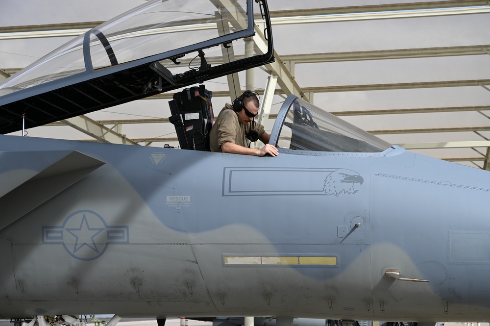 173rd Fighter Wing travels to Tucson to support aspiring F-16 pilot training