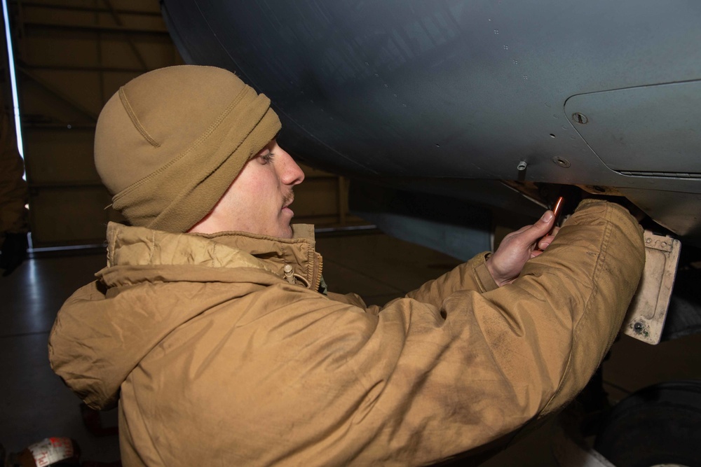 VMA-231 Routine Maintenance at NAS Fallon