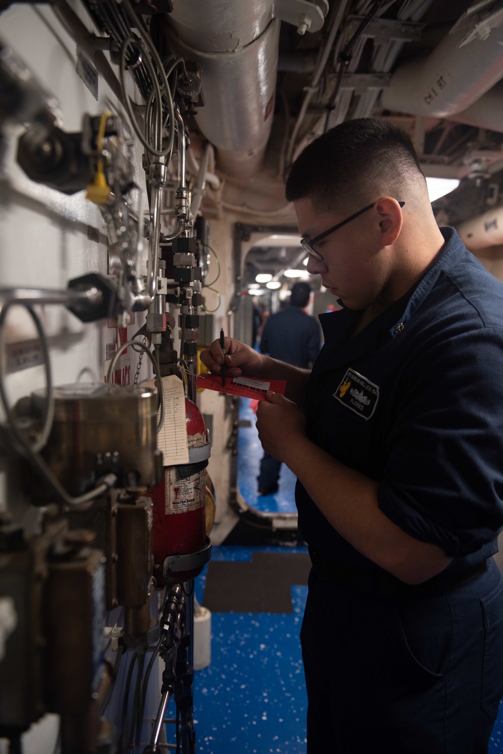 USS Bunker Hill (CG 52)