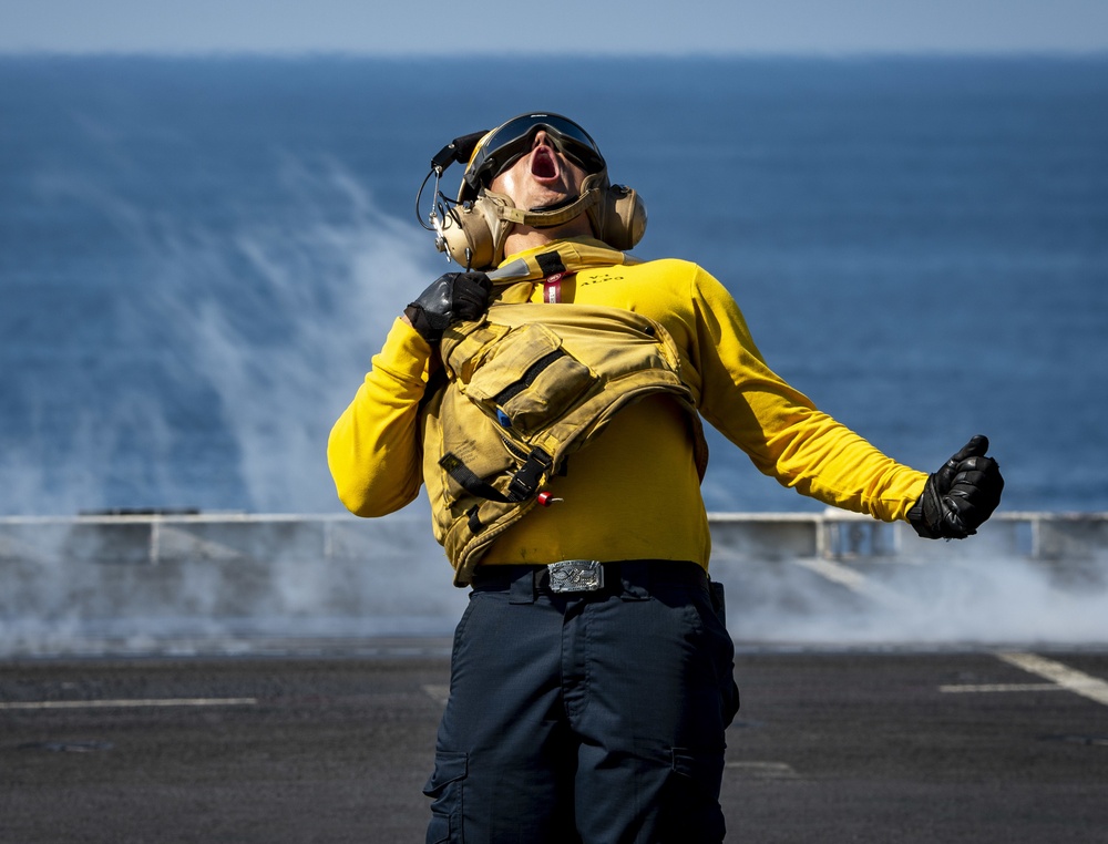 USS Harry S. Truman (CVN 75) transits the Arabian Sea