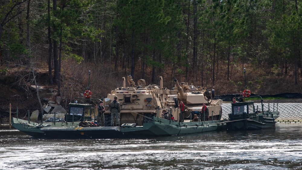 8th ESB Bridging Tanks Across New River