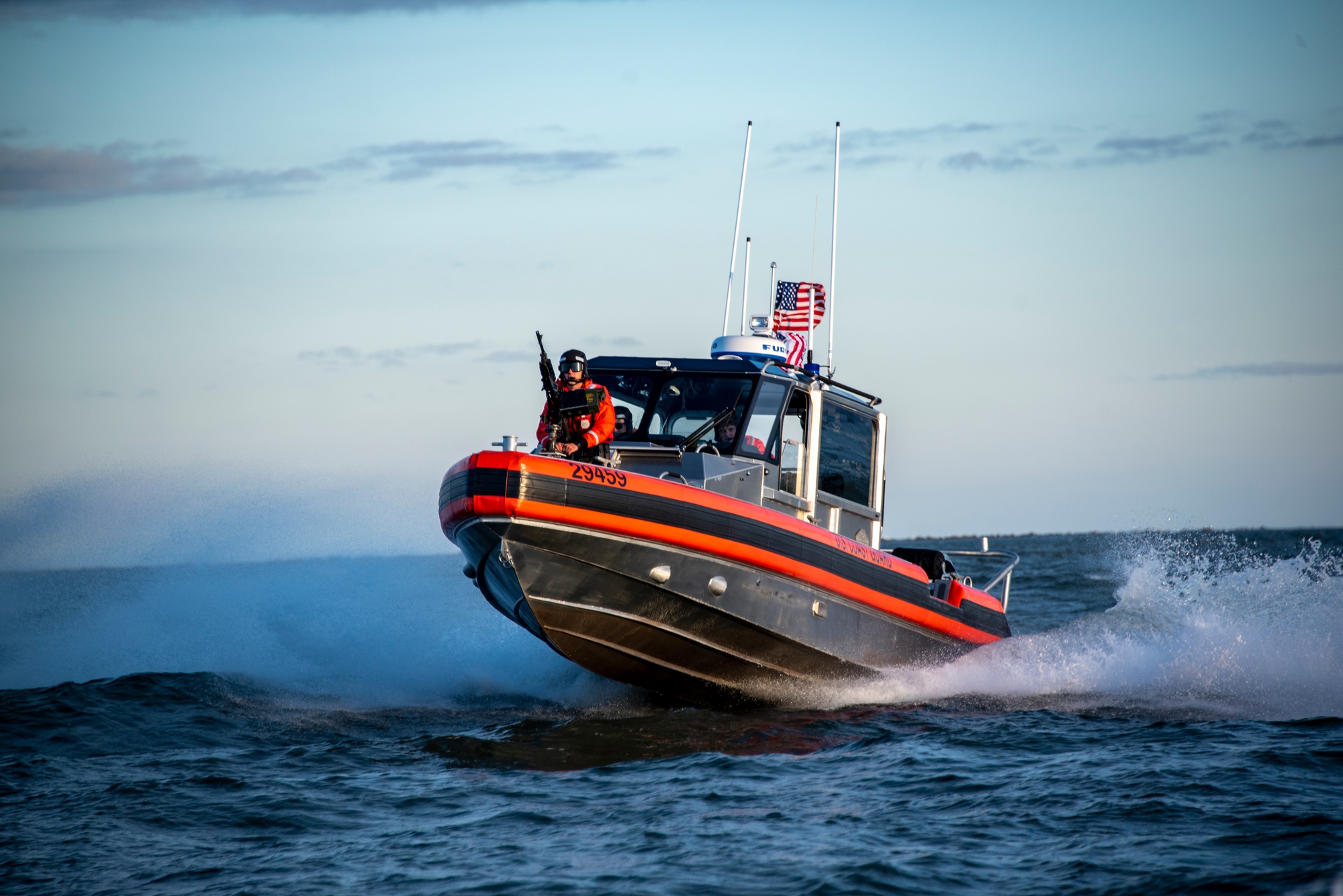 Images - Coast Guard Station Charleston Response Boat - Small [Image 1 of  4] - DVIDS