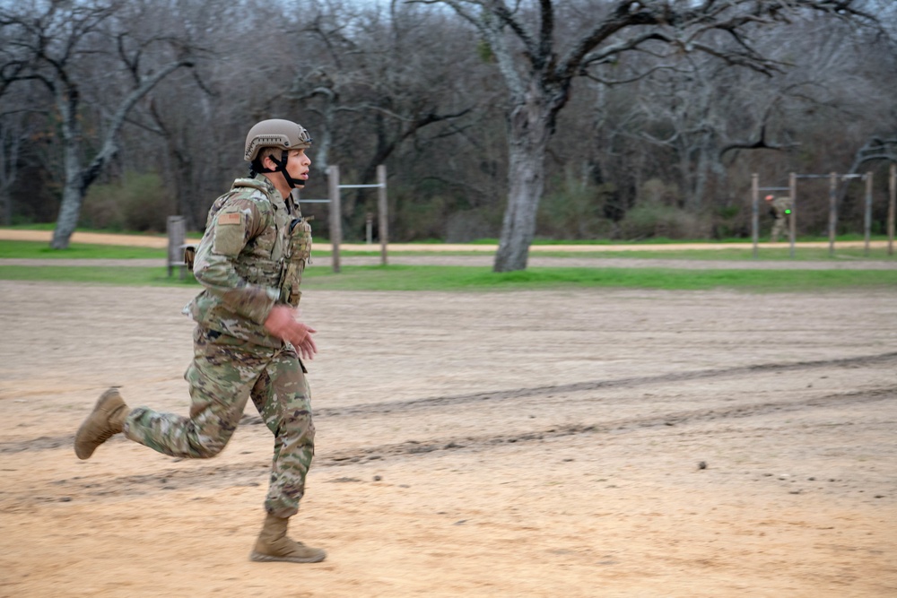 AETC selects world-wide Defender Challenge team
