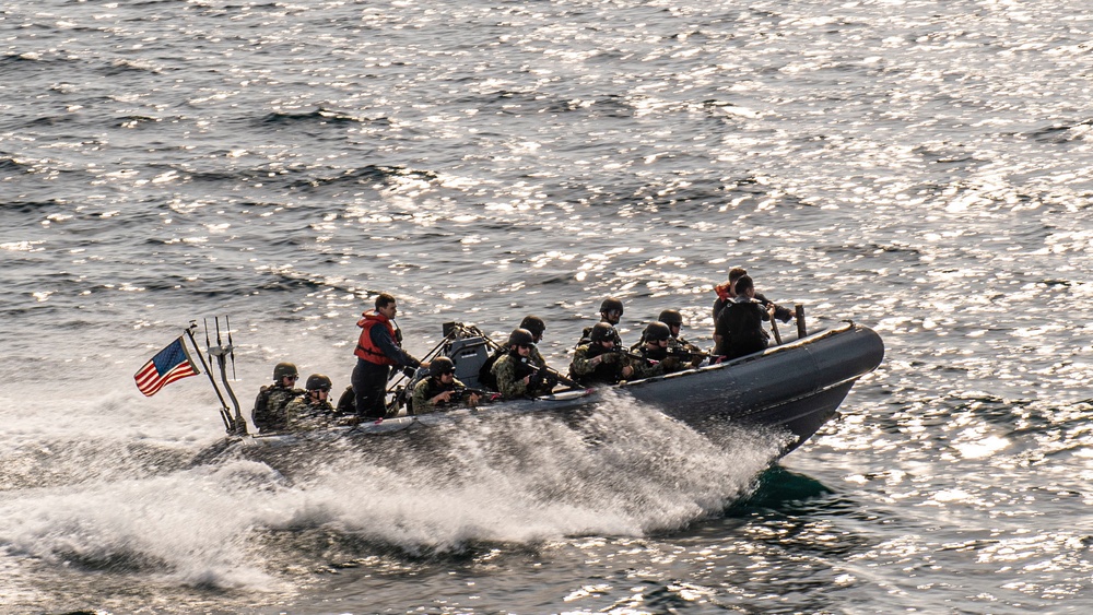 USS Carney (DDG 64)