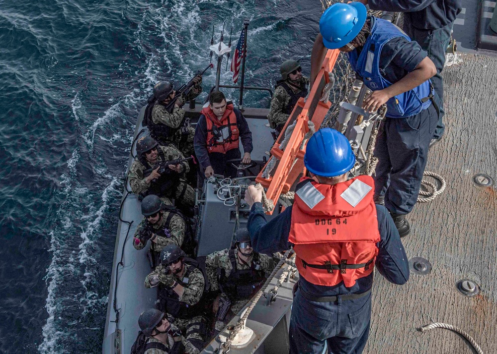 USS Carney (DDG 64)