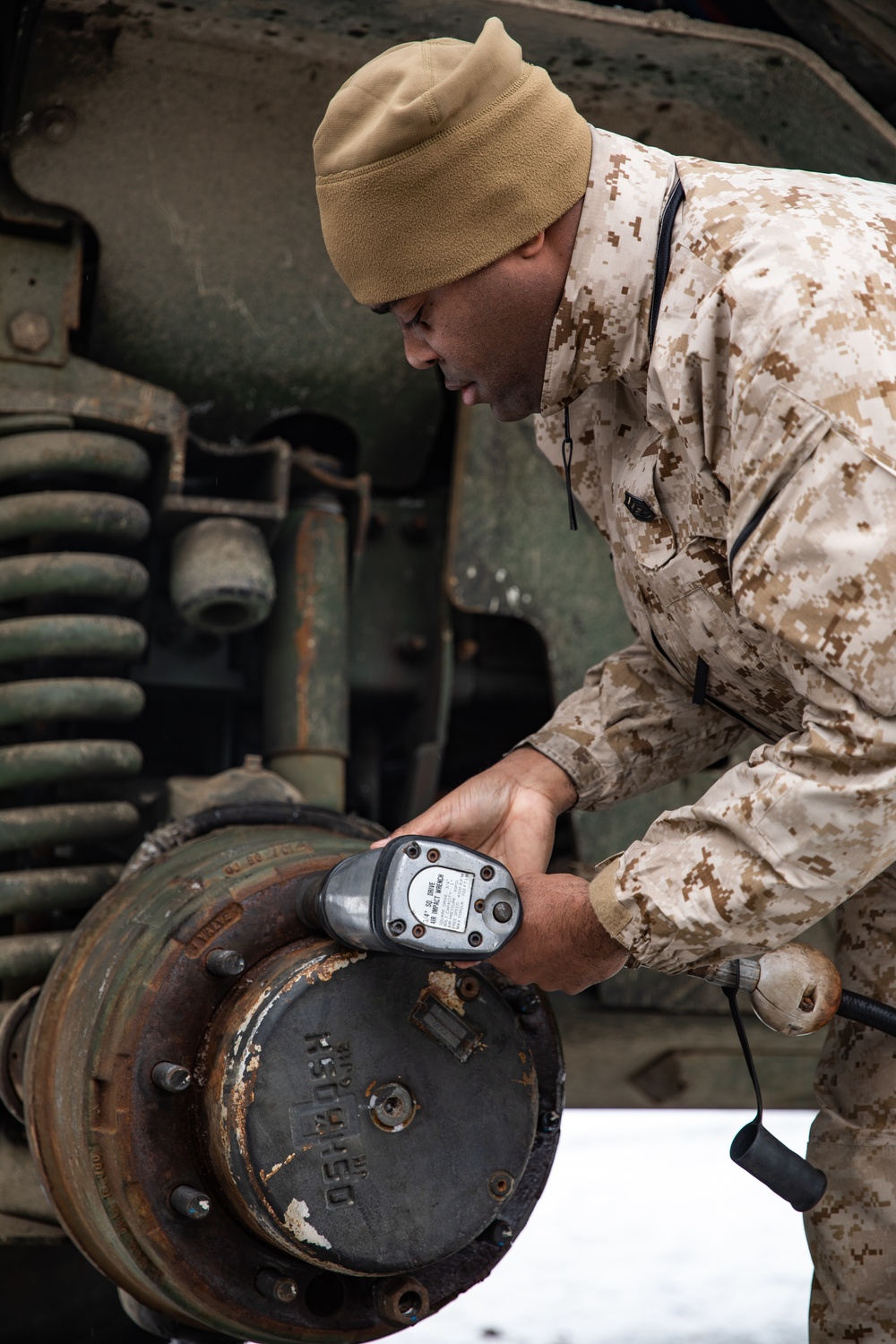 Can we fix it? | U.S. Marines with CLB-4 put a 7-ton back on the road during exercise Northern Viper
