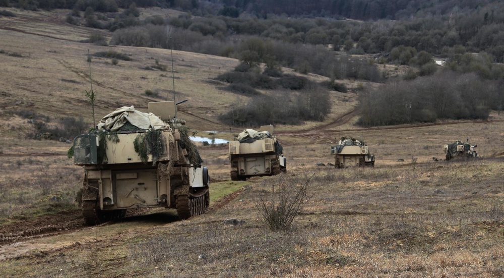 Field Artillery prepares to support by fire during training exercise Combined Resolve XIII