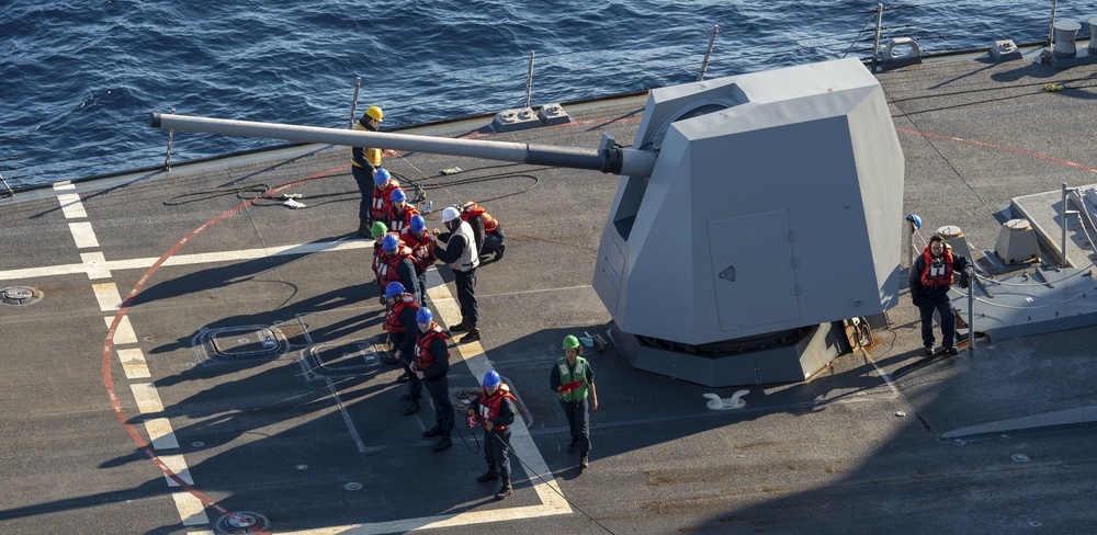 DVIDS - Images - USS Halsey (DDG 97) conducts RAS with USS Nimitz (CVN ...