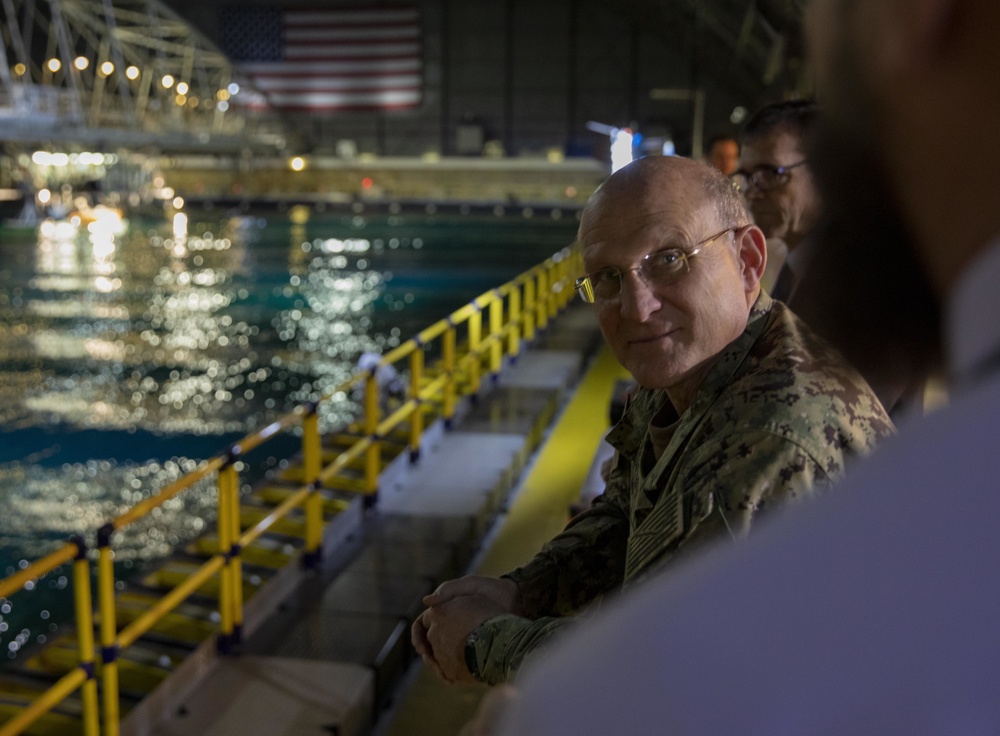 CNO Visits Naval Surface Warfare Center Carderock Division