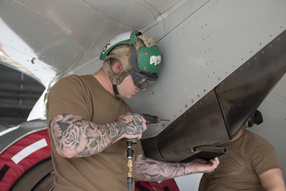 AM2 Twersky Removes P-8A Panel