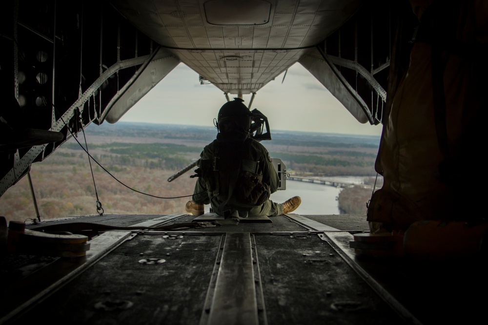 HMH-464 performs flight training at Hunter Army Airfield