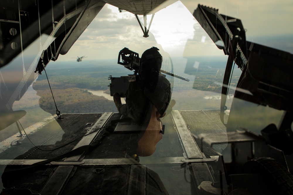 HMH-464 performs flight training at Hunter Army Airfield