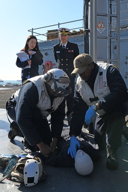 Blue Ridge, 7th Fleet Medical teams hold medical demonstrations for Republic of Korea Navy Fleet Surgeon