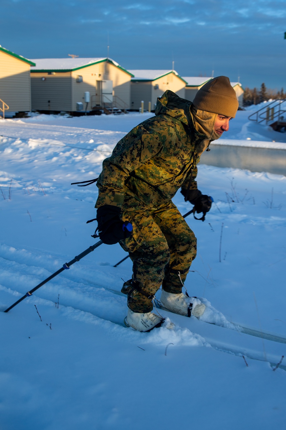 2nd LAAD Marines practice using ski equipment