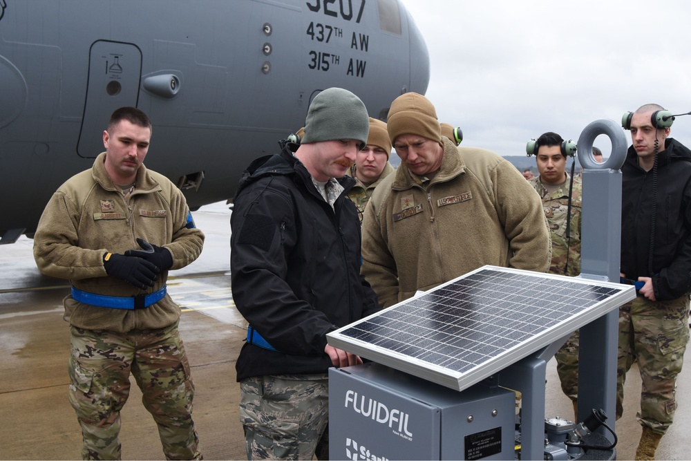 Major Gen. Gordy visits 521st AMOW