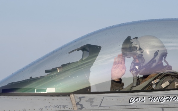 7th Air Force Commander flies over Kunsan