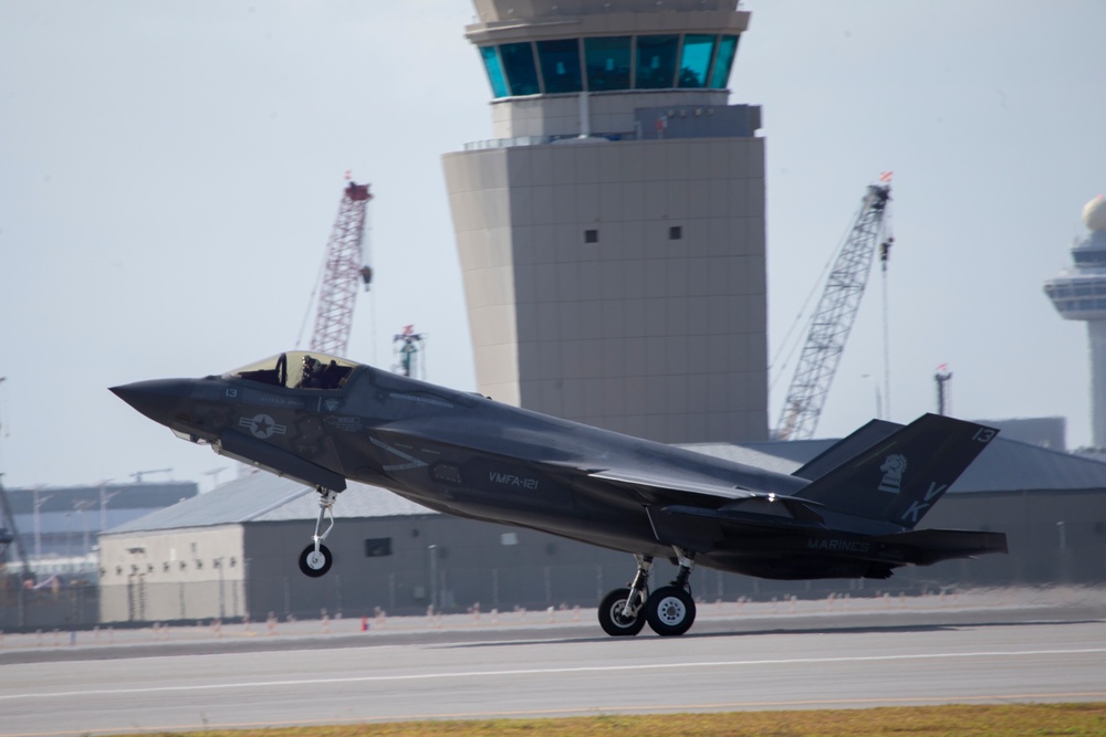 U.S. Marine Corps F-35Bs arrive to 2020 Singapore Airshow