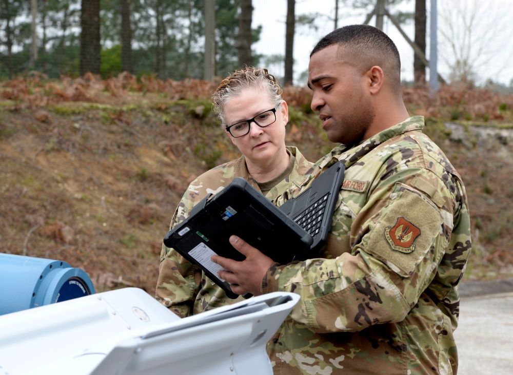 Spangdahlem munitions Airmen prepare F-16 armament during FTD Portugal 2020