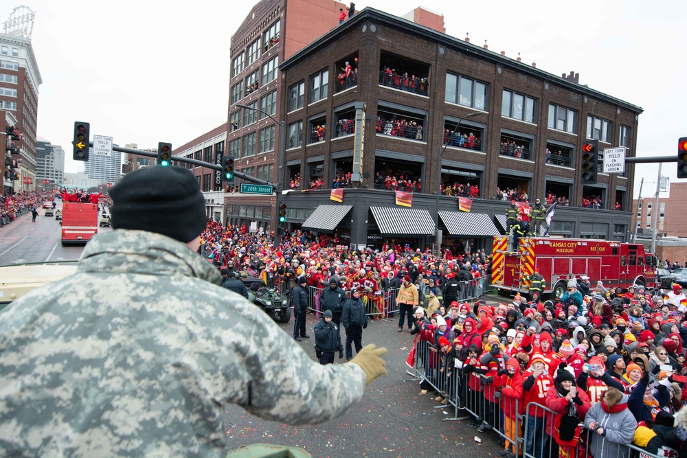 Missouri Soldiers support Kansas City Chiefs Super Bowl parade