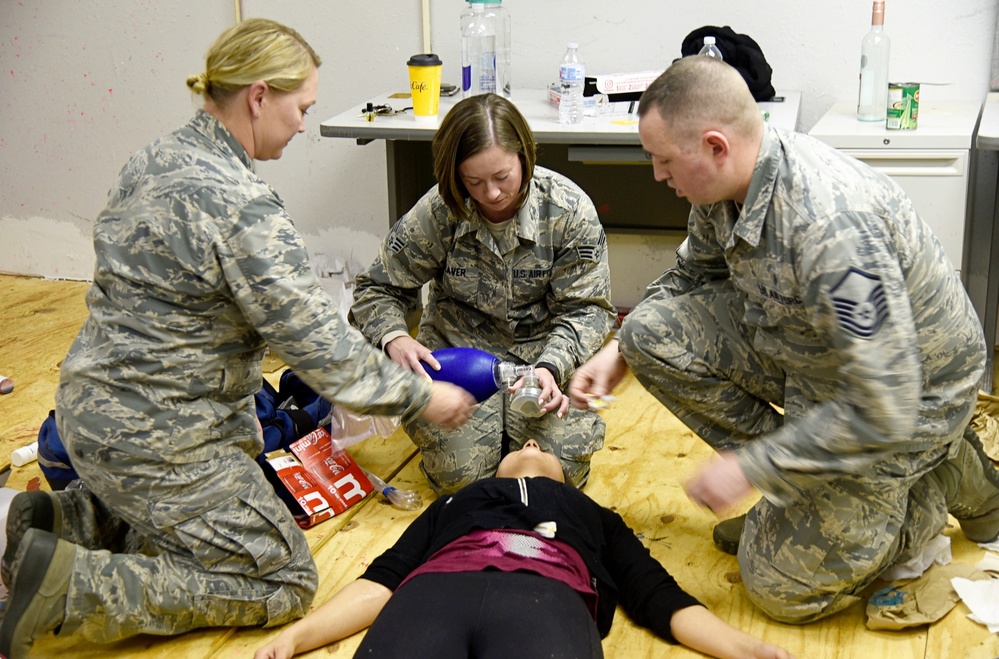 EMT refresher course updates Airmen