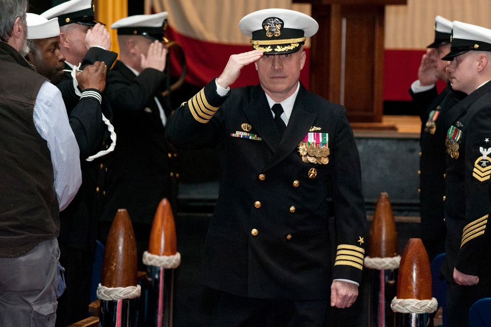 DVIDS - Images - NAVSUBSCOL Holds Change of Command [Image 7 of 8]