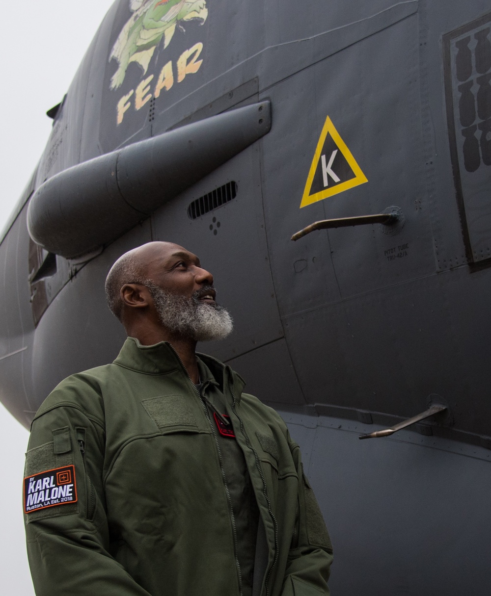 NBA HOF’er Karl Malone visits Barksdale