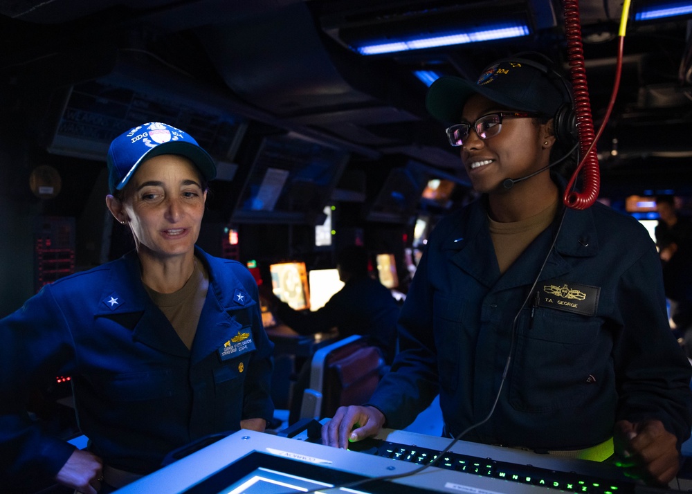 Commander, Carrier Strike Group 11 Visits Sterett