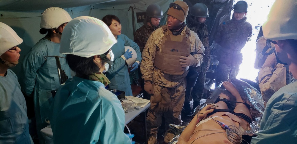 U.S Navy Corpsmen conduct Bilateral Medical Training with JGSDF at Northern Viper