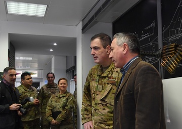 86 AW leadership tours Lajes operations