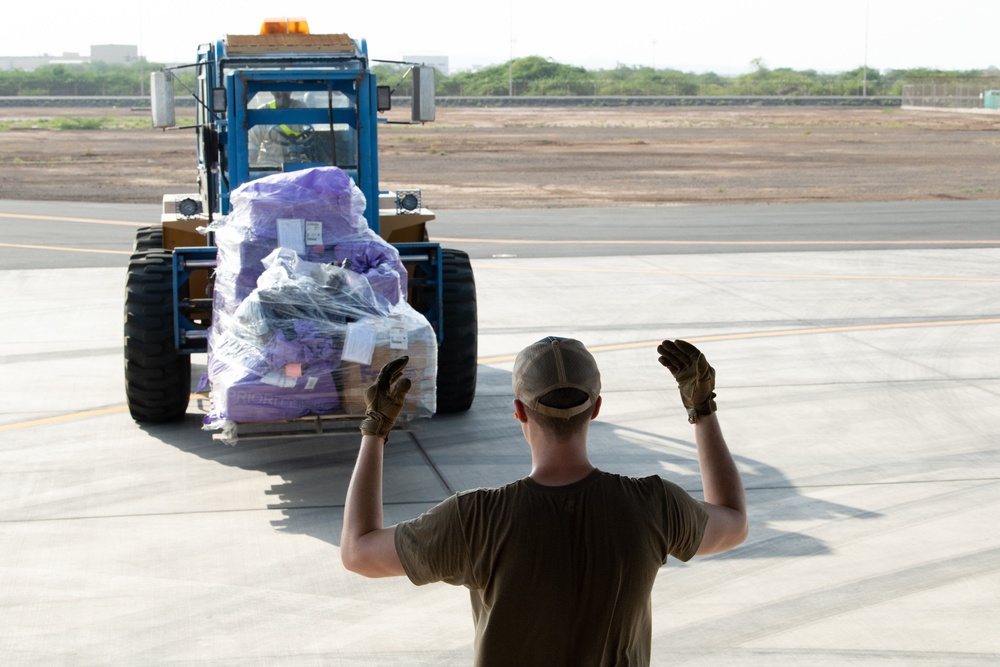 75th EAS delivers supplies to outpost in Somalia