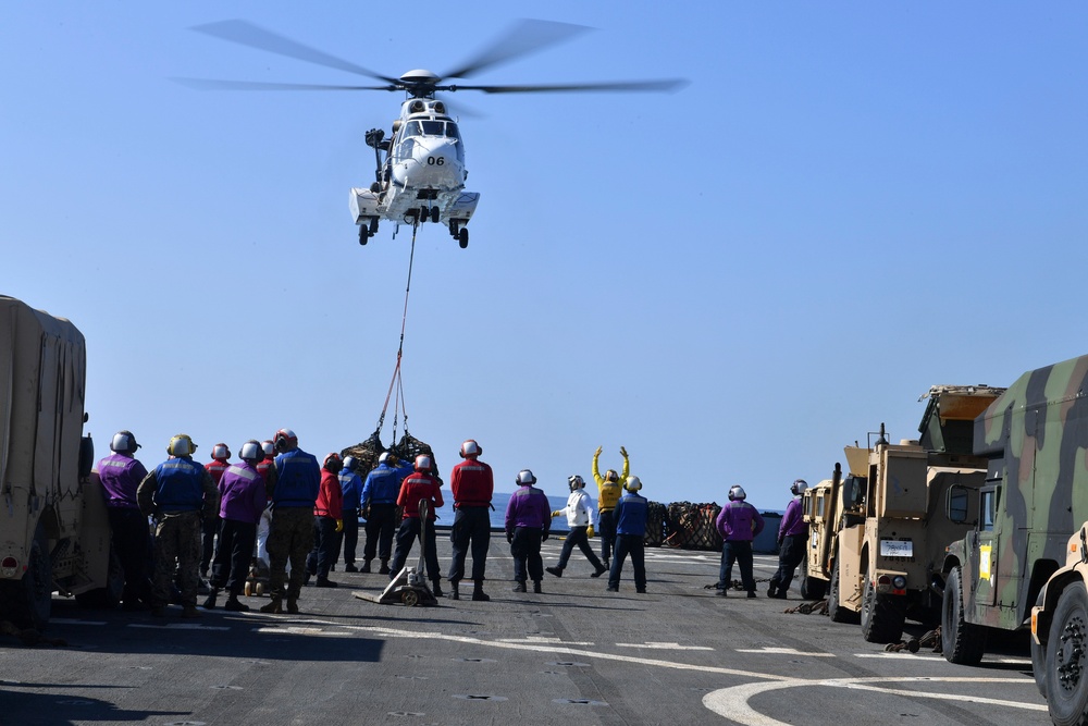 USS Germantown (LSD 42) replenishment-at-sea