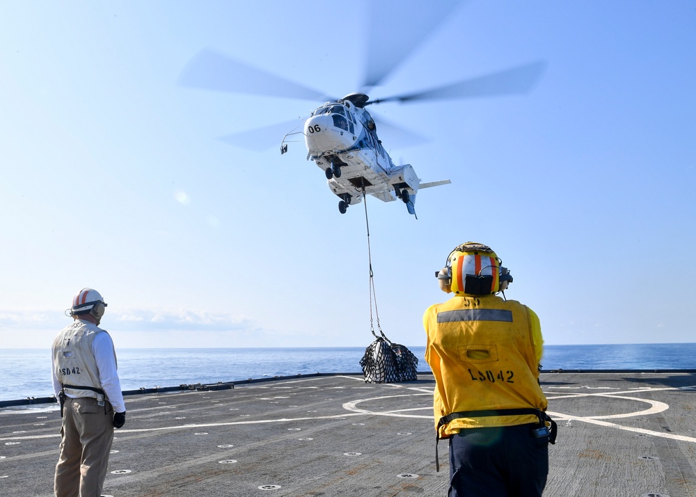 USS Germantown (LSD 42) replenishment-at-sea